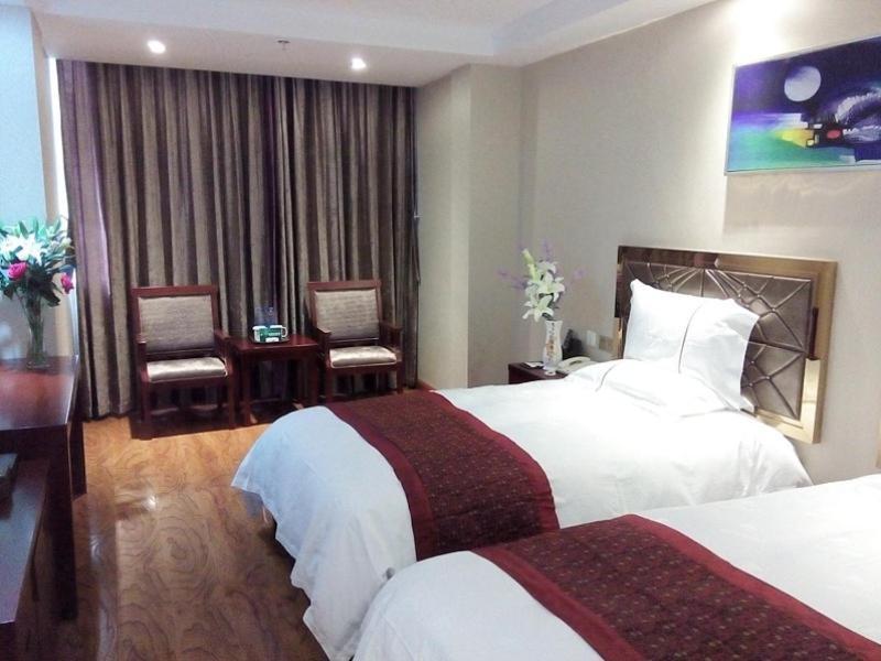 Greentree Inn Geermu Walking Street Business Hotel Golmud Luaran gambar