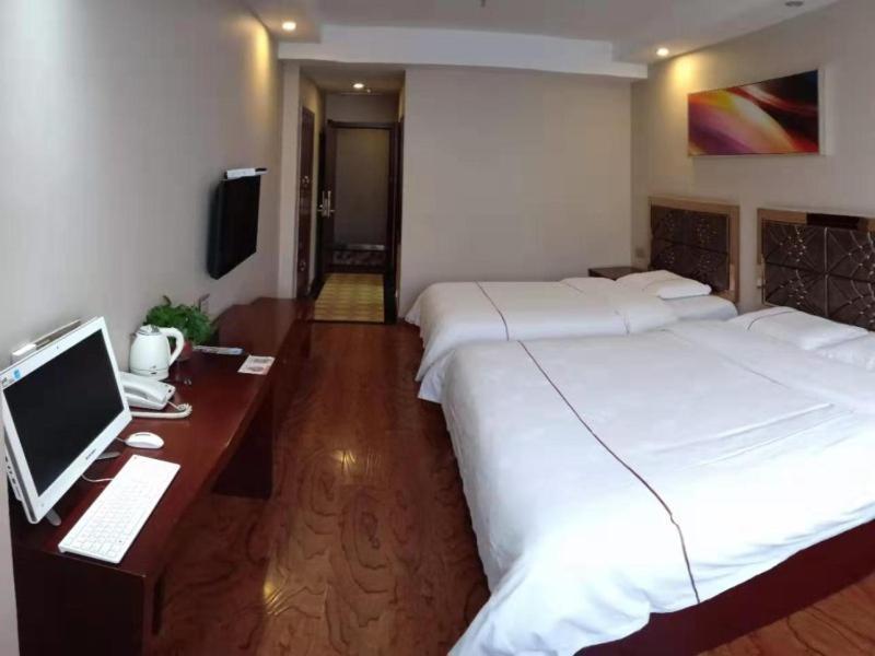 Greentree Inn Geermu Walking Street Business Hotel Golmud Luaran gambar