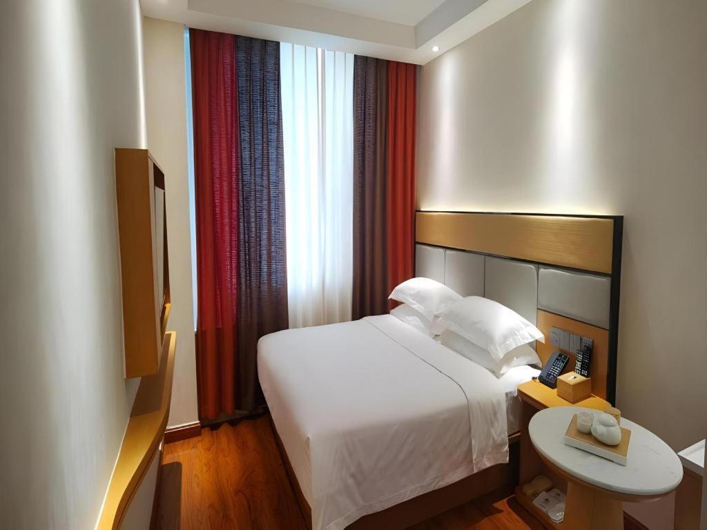 Greentree Inn Geermu Walking Street Business Hotel Golmud Luaran gambar
