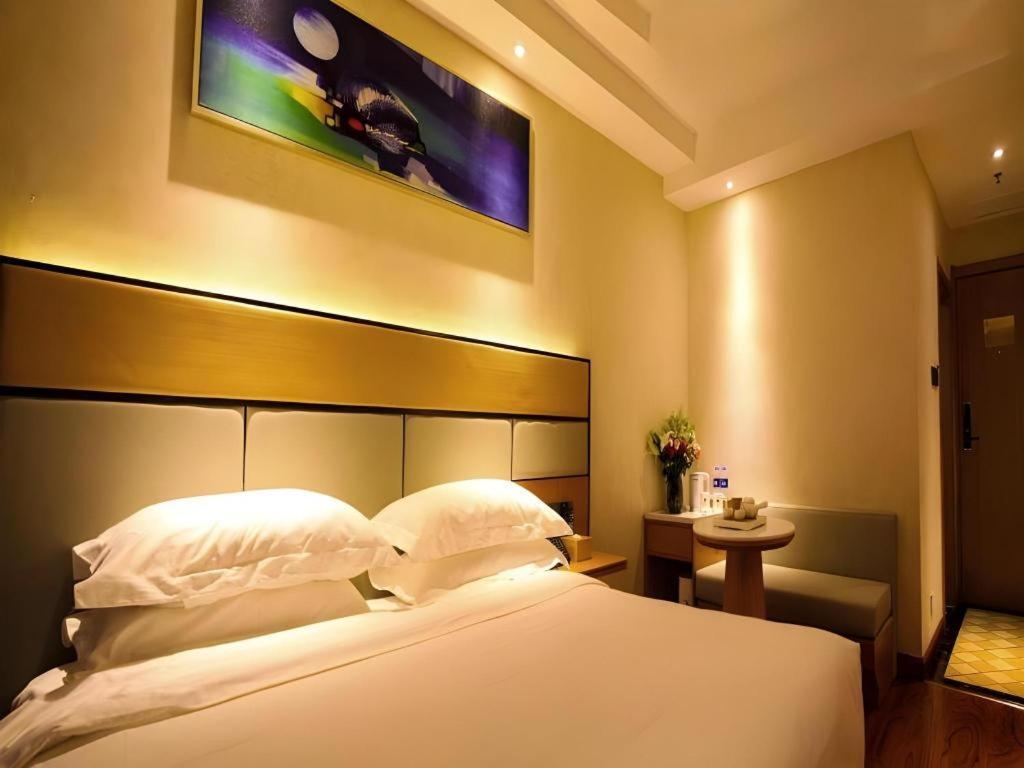 Greentree Inn Geermu Walking Street Business Hotel Golmud Luaran gambar