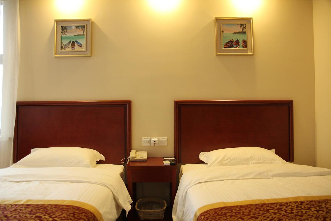 Greentree Inn Geermu Walking Street Business Hotel Golmud Luaran gambar