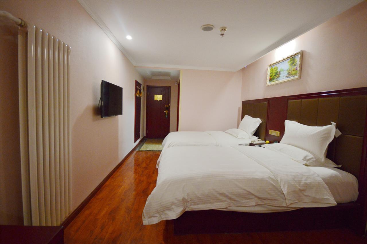 Greentree Inn Geermu Walking Street Business Hotel Golmud Luaran gambar